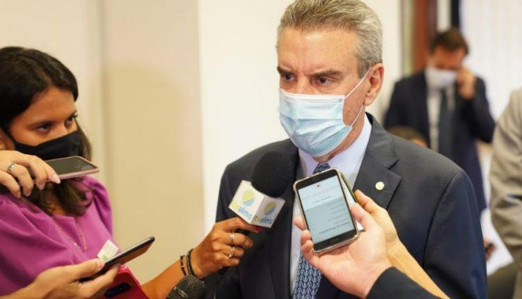 Governador em exercício, Corrêa visita obras em Bonito