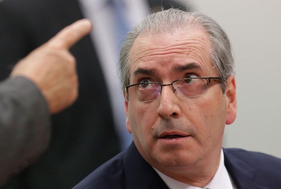 TRF-4 revoga a prisão de Eduardo Cunha