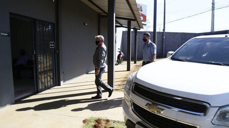 Ex-comandante da PM foi flagrado por câmeras de segurança em extorsão