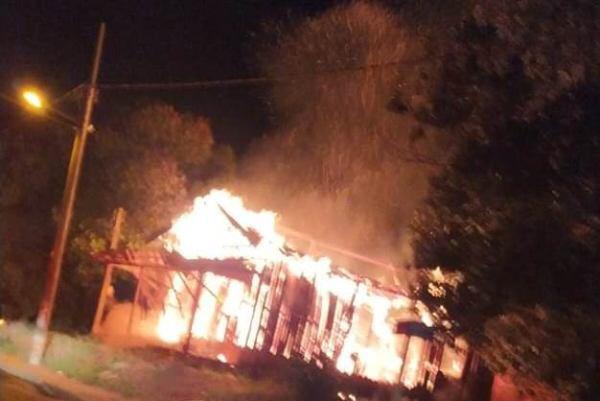 Noite de terror: cidade de MS registra série de incêndios em casas e veículos