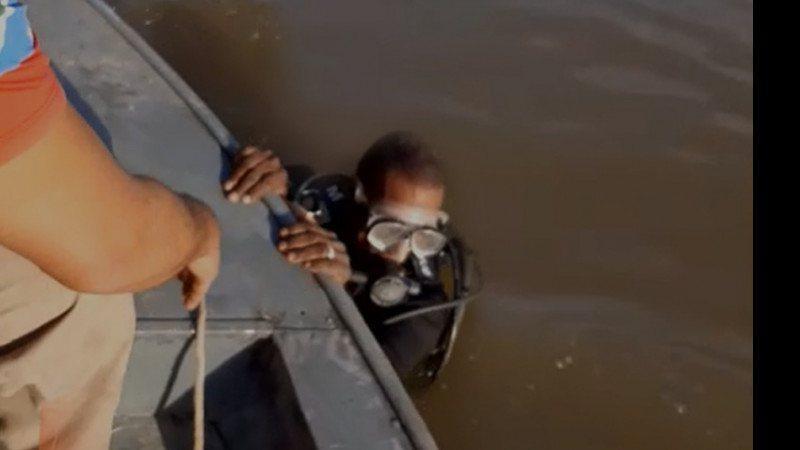 Corpo de garoto de 15 anos que caiu no Rio Paraguai é encontrado pelos bombeiros