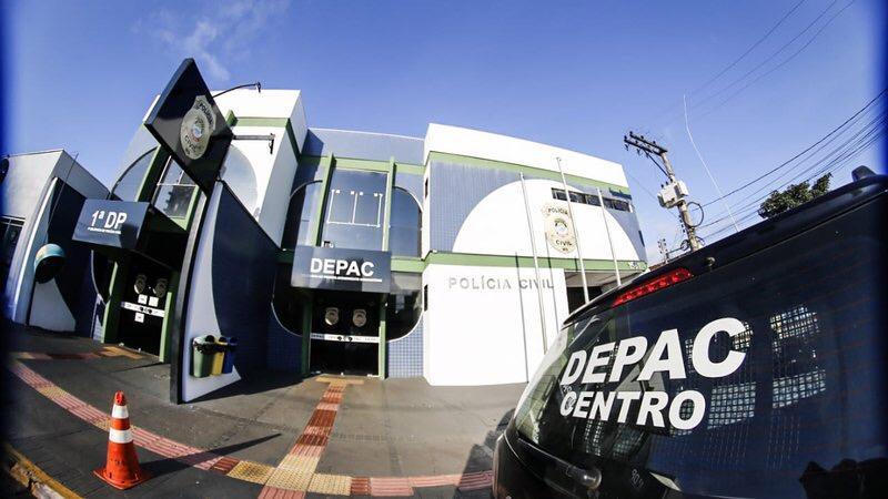 PM usa gás lacrimogêneo para dispersar aglomeração