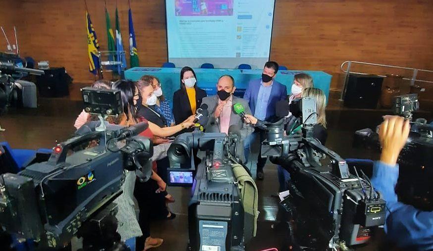 Reitor fala sobre as formas de ingresso na UFMS em coletiva