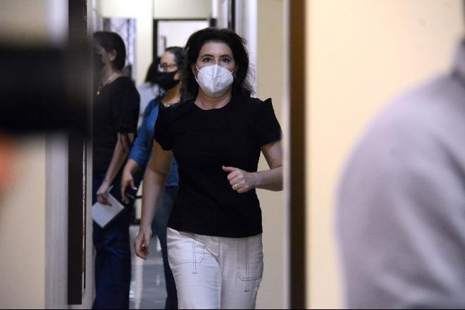 Simone Tebet tenta reverter desvantagem em disputa no Senado no “corpo a corpo”