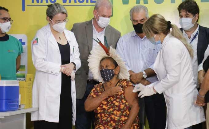 MS já vacinou quase 100 mil pessoas contra Covid