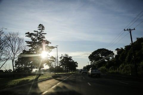 Semana começa com céu claro em todo o estado