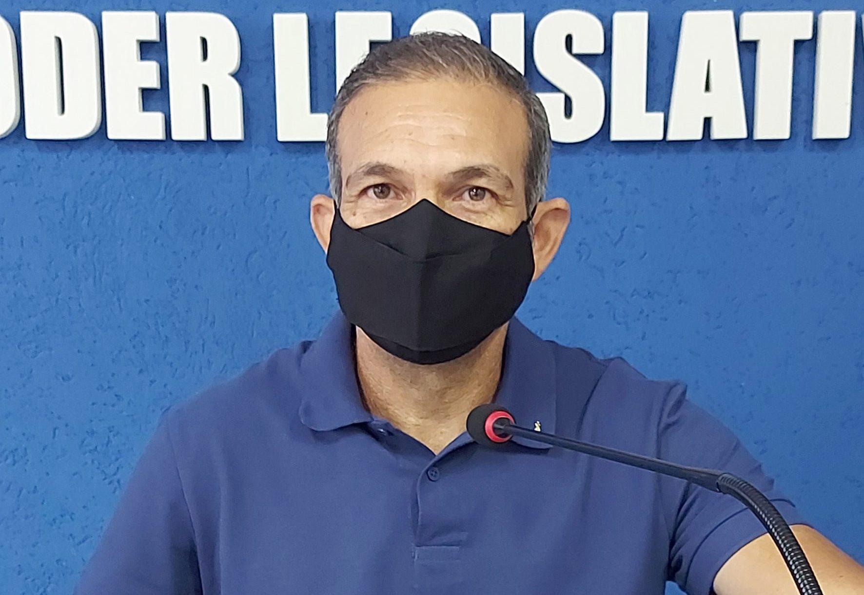 Gláucio Cabreira solicita prorrogação de pagamento de IPTU e executivo autoriza com decreto