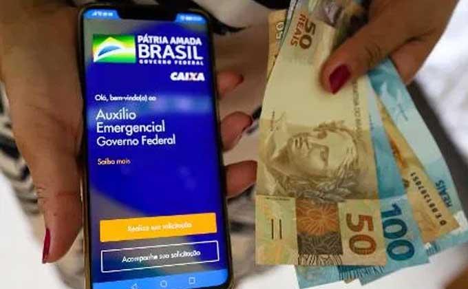 Lista de aprovados do auxílio emergencial sai dia 1º; veja como consultar