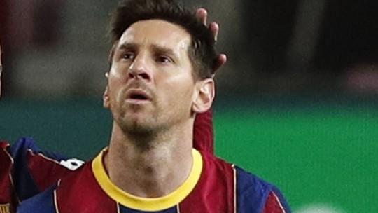 Jornal: Barcelona pode oferecer contrato de 10 anos a Messi, que viraria diretor do clube