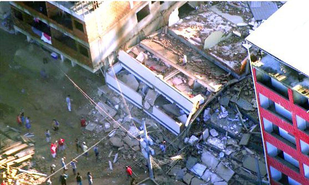 Polícia de venda de imóveis ilegais no Rio