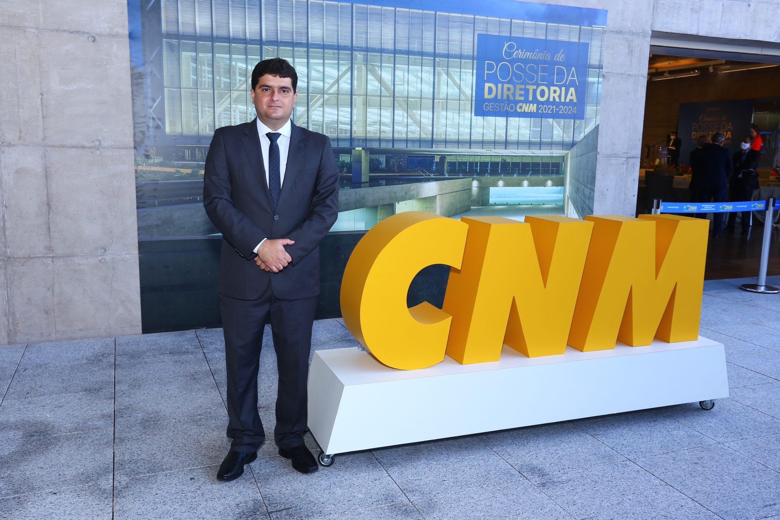 Prefeito de Nioaque toma posse como Conselheiro Titular da Região Centro-Oeste na CNM