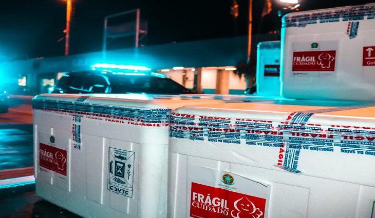 Mais de 8 mil doses da vacina da Pfizer são distribuídas aos municípios de MS