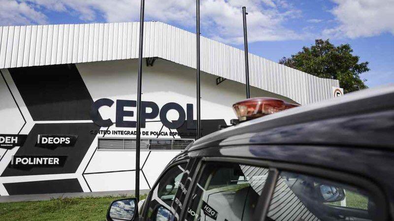 Filha vai atrás do pai e o encontra morto no banheiro em casa em Campo Grande