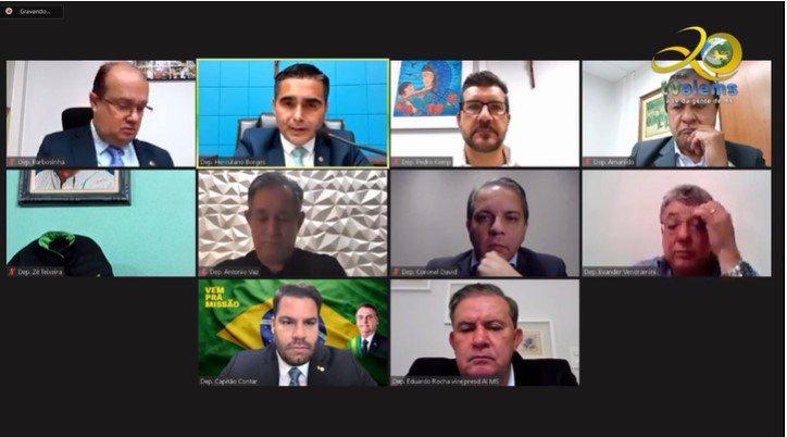 Deputados votam projeto que reconhece como essencial atividades do setor da beleza