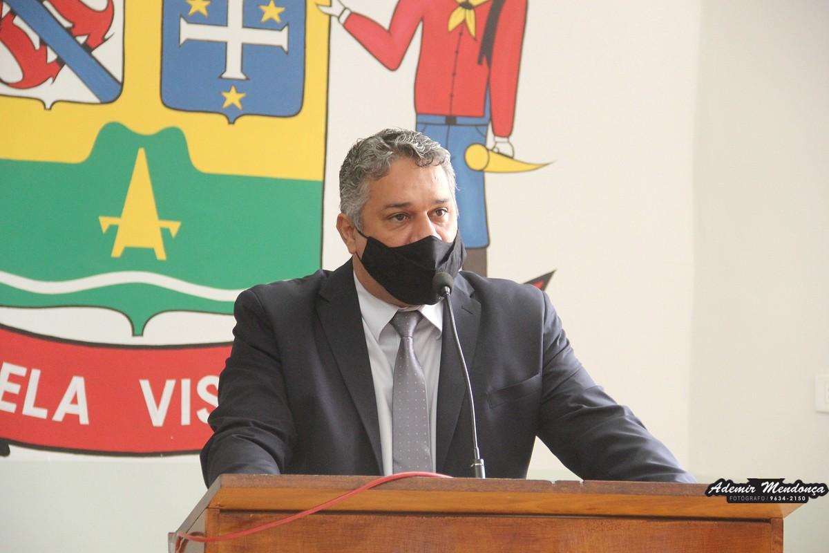 Marquinhos Lino agradece e parabeniza servidores da saúde e militares por dedicação em vacinação