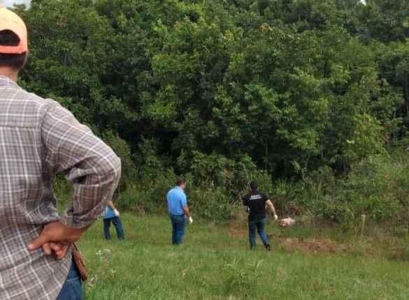 ‘Terrorista’ e mais quatro vão a júri após mulher ser morta degolada em tribunal do crime